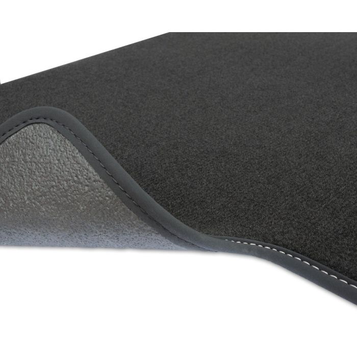 Dywaniki welurowe Premium FMIC Performance Opel Zafira A 1999-2003 rozstaw przednich stoperów 12cm