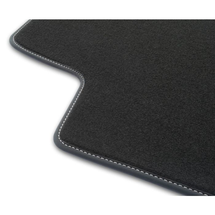Dywaniki welurowe Premium FMIC Performance Opel Zafira A 2003-2005 rozstaw przednich stoperów 33,5cm