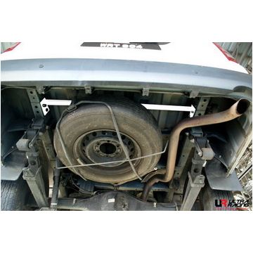 Rear Torsion Bar Ultra Racing for Toyota Hiace/H200 04+