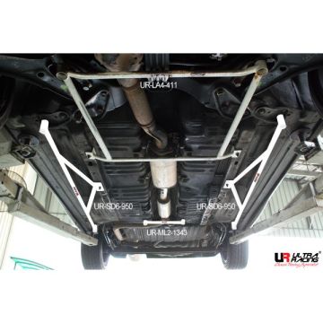 Mid Lower Bar Ultra Racing for Nissan Cefiro 94-98 A32