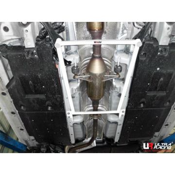 Mid Brace 1627 Ultra Racing for Lexus CT200H / Prius XW30
