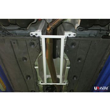Mid Lower Brace (3611) Ultra Racing for Audi A3 (TYP 8V) 2.0 TDI /VW Golf GTI MK7 2.0 TSI 13-20