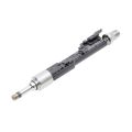 Fuel injector BOSCH 0 261 500 136 for BMW M5 F10 M6 F06 F13 X5 F15 F85