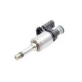 Fuel injector BOSCH 0 261 500 160 for VAG Audi Seat Skoda VW Volkswagen 1.8 TFSI-1